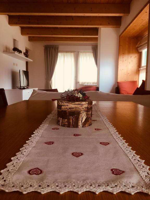 Residenza Eleonora Lejlighed Temù Eksteriør billede