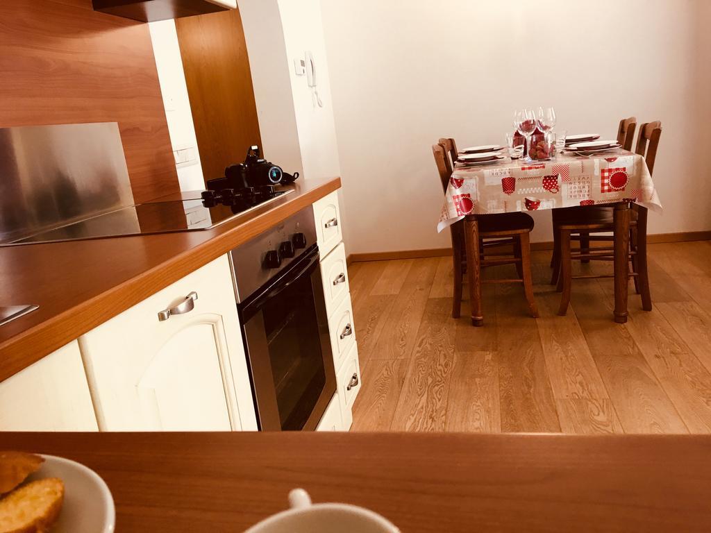 Residenza Eleonora Lejlighed Temù Eksteriør billede